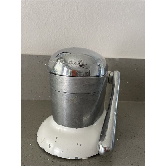 VTG JUICE-O-MATIC CHROME Rival Tilt Top  NJ-848 Lemon Citrus Orange Art Deco MCM - Picture 1 of 11